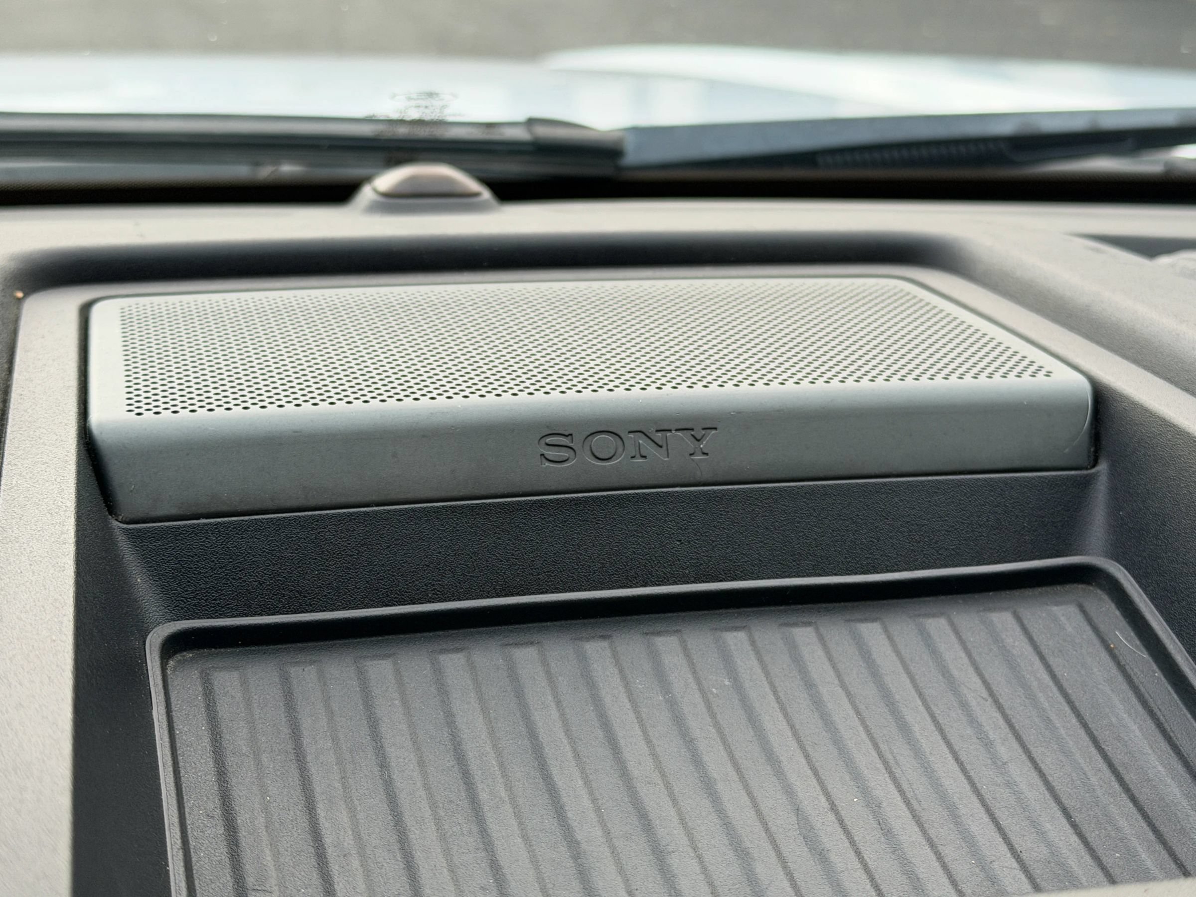 Used 2015 Ford F150 Lariat w/ Equipment Group 501A Mid AWD/4WD image 16