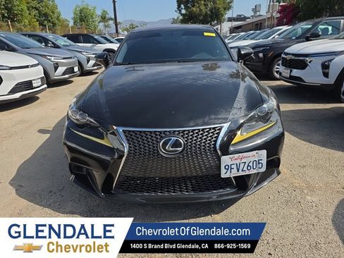 Used 2016 Lexus IS 200t w/ F Sport Package RWD image 10