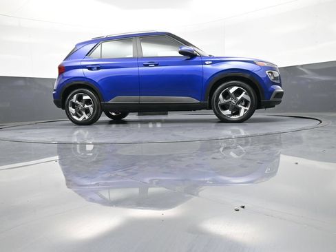 Certified 2023 Hyundai Venue SEL w/ Cargo Package FWD image 29