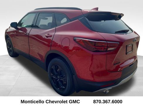 Used 2024 Chevrolet Blazer LT w/ Convenience Package FWD image 6