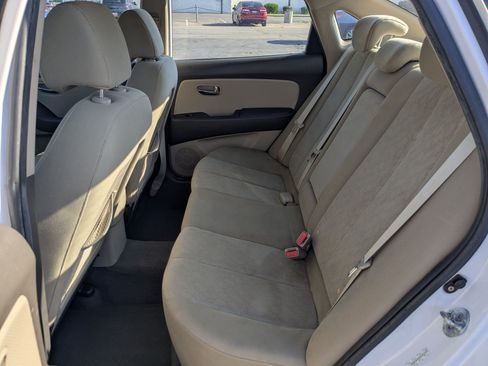 Used 2010 Hyundai Elantra GLS FWD image 26