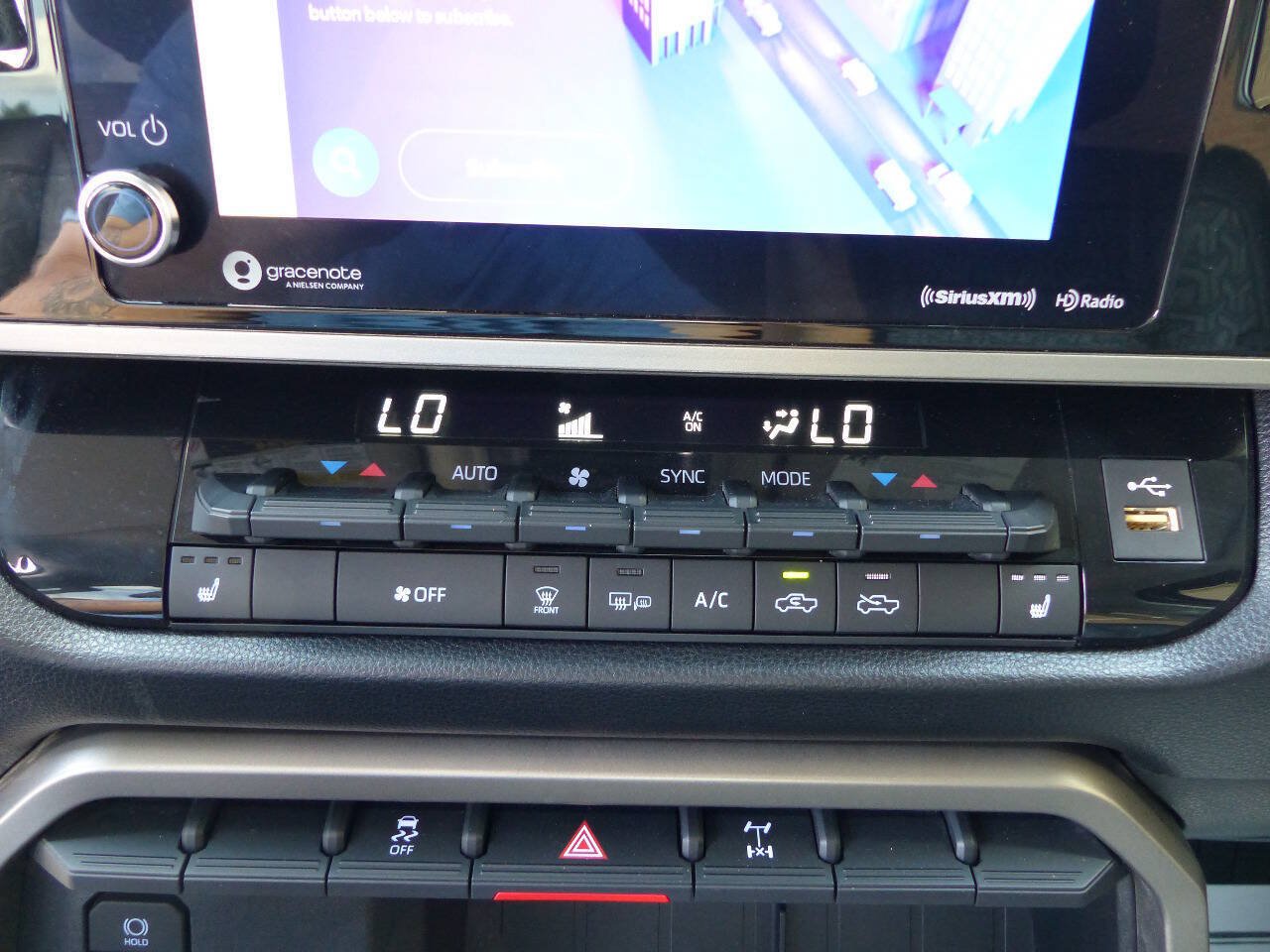 Used 2022 Toyota Tundra SR5 AWD/4WD image 41