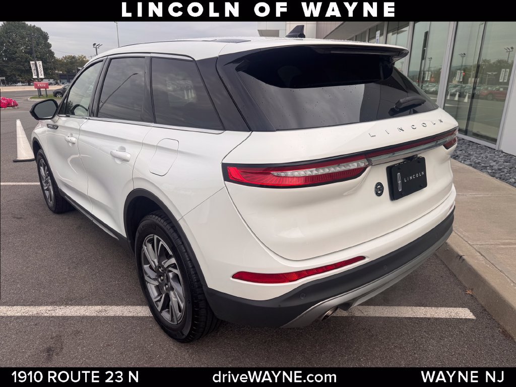 Certified 2024 Lincoln Corsair AWD image 4
