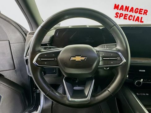 Used 2025 Chevrolet Tahoe LT RWD image 13