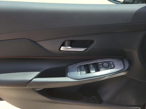 New 2026 Nissan Sentra SR FWD image 16