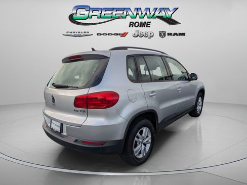 Used 2015 Volkswagen Tiguan S FWD image 7