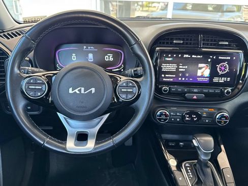 Used 2023 Kia Soul EX FWD image 14