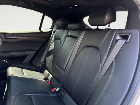 Used 2022 Alfa Romeo Stelvio Ti image 15