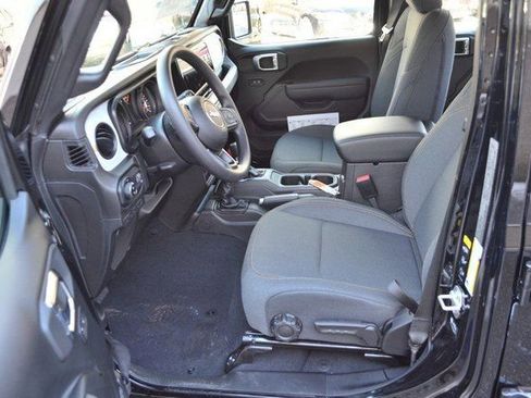 New 2026 Jeep Gladiator Sport image 14