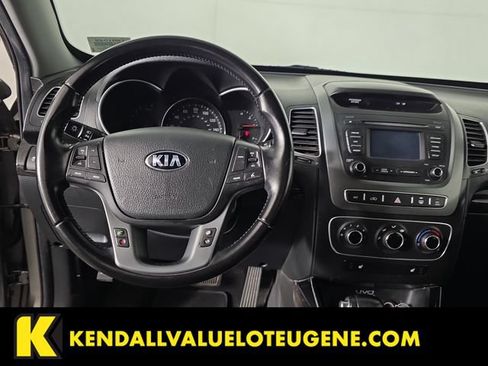 Used 2014 Kia Sorento LX w/ LX V6 Convenience Package AWD/4WD image 9