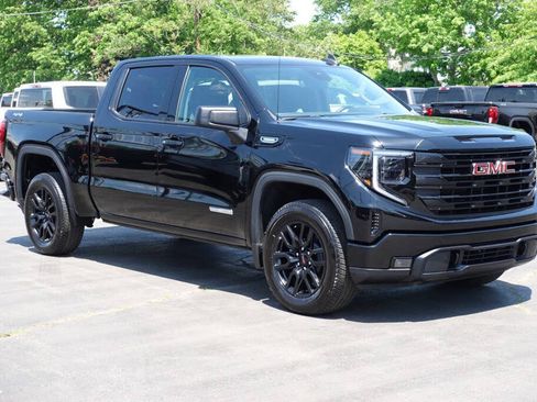 Used 2024 GMC Sierra 1500 Elevation AWD/4WD image 4