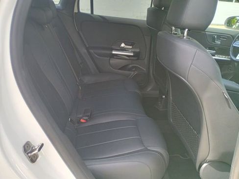 Used 2023 Mercedes-Benz GLA 250 4MATIC image 16
