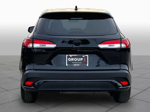 Used 2023 Toyota Corolla Cross S image 5