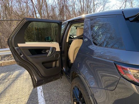 Certified 2025 Land Rover Discovery Sport S image 12