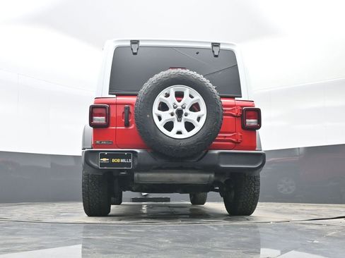 Used 2021 Jeep Wrangler Unlimited Sport AWD/4WD image 38