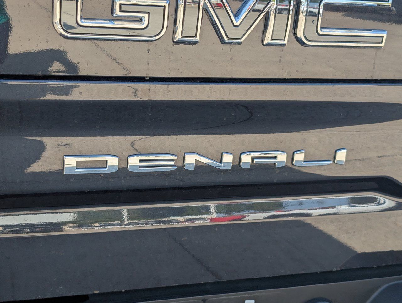 Used 2025 GMC Sierra 1500 Denali Ultimate AWD/4WD image 6