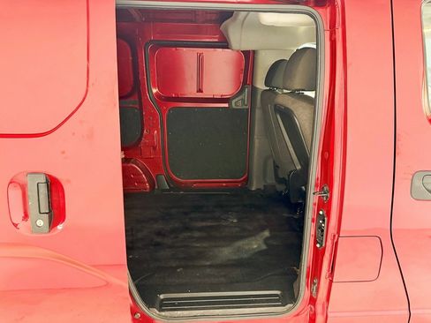 Used 2019 Nissan NV200 SV image 30