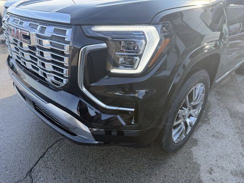 New 2026 GMC Terrain Denali image 5