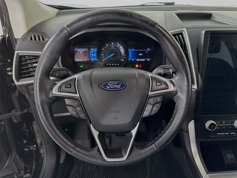 Used 2024 Ford Edge SEL w/ Convenience Package image 18