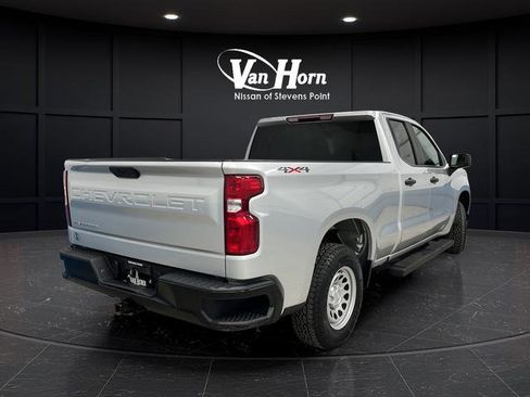 Used 2021 Chevrolet Silverado 1500 W/T w/ WT Value Package image 3