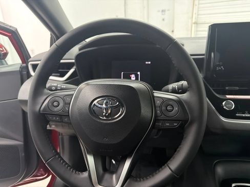 Used 2026 Toyota Corolla SE FWD image 16