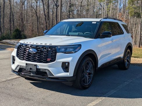 New 2026 Ford Explorer ST w/ Sun And Sound Package image 6