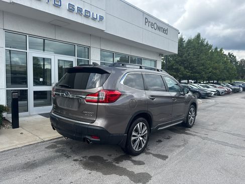 Used 2021 Subaru Ascent Limited w/ Popular Package #2 AWD/4WD image 3