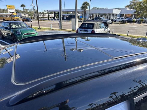 Used 2025 MINI Cooper Countryman S w/ Comfort Package Max image 33