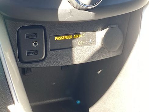 Used 2017 Chevrolet Trax LT image 26