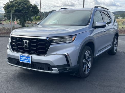 Certified 2023 Honda Pilot Elite image 1