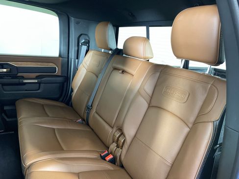 Used 2022 RAM 3500 Limited image 19