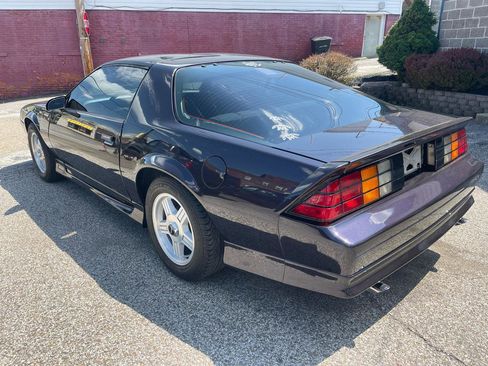 Used 1992 Chevrolet Camaro RS RWD image 9