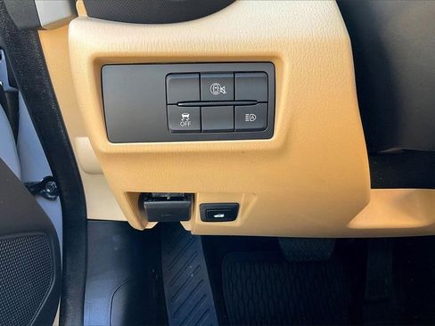 Used 2025 MAZDA MX-5 Miata RF Grand Touring image 23