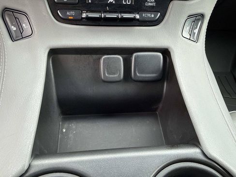 Used 2015 Chevrolet Tahoe LT AWD/4WD image 30