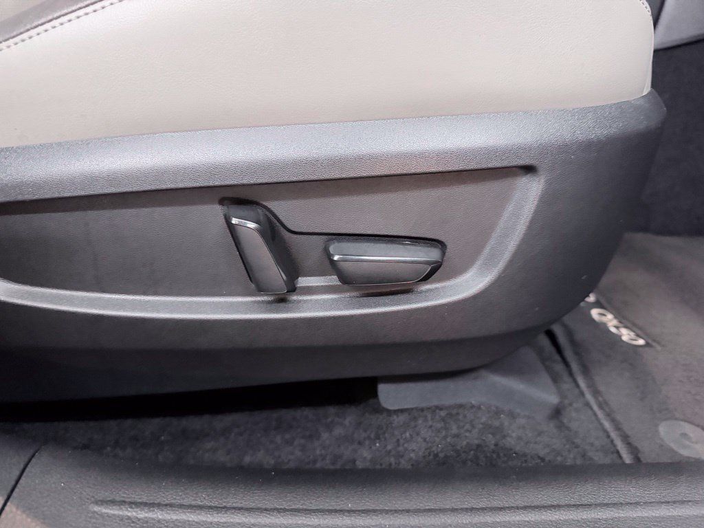 Certified 2023 INFINITI QX50 Luxe FWD image 41