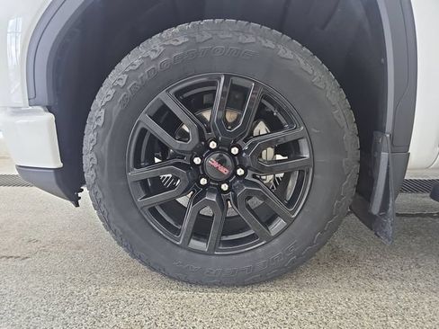Used 2024 GMC Sierra 1500 Elevation w/ Elevation Premium Package AWD/4WD image 23
