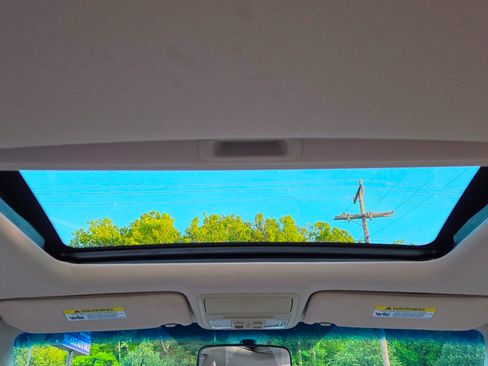 Used 2015 Honda Accord EX image 6