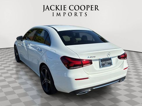 Used 2022 Mercedes-Benz A 220 image 7