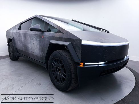 Used 2024 Tesla Cybertruck Cyberbeast image 9