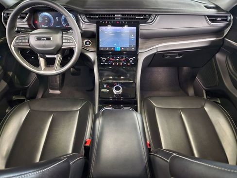 Used 2023 Jeep Grand Cherokee L Limited image 18