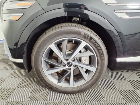 Certified 2026 Genesis GV80 2.5T Advanced AWD/4WD image 7