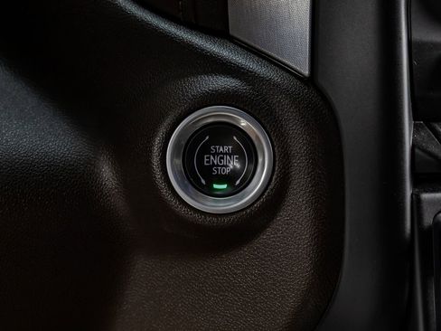 Used 2023 GMC Sierra 3500 SLT w/ SLT Premium Package image 23