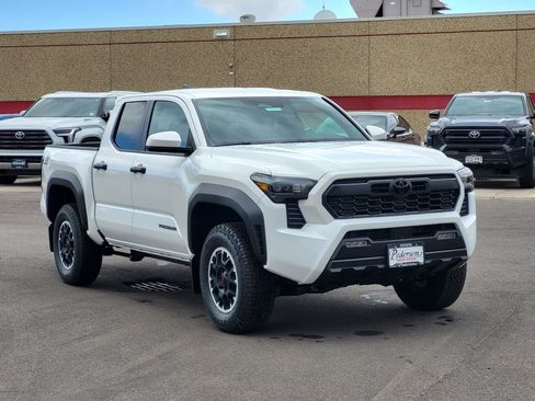 New 2026 Toyota Tacoma TRD Off-Road AWD/4WD image 19