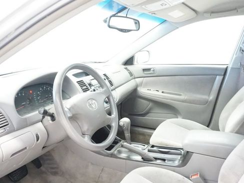 Used 2003 Toyota Camry LE image 21
