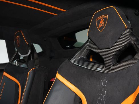 Used 2023 Lamborghini Huracan Tecnica RWD image 26