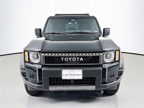 Used 2024 Toyota Land Cruiser image 6