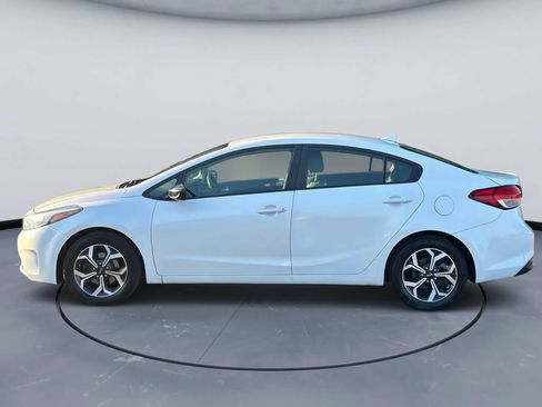 Used 2017 Kia Forte LX w/ LX Popular Package FWD image 3