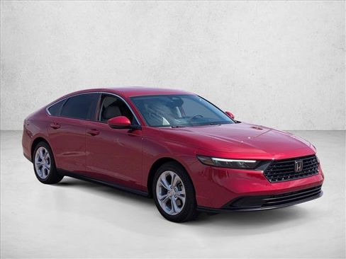 Used 2025 Honda Accord LX image 3