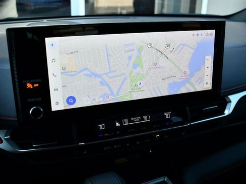 Used 2025 Toyota Sienna XSE image 15