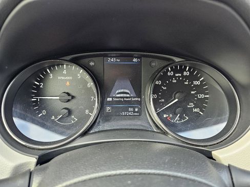 Used 2019 Nissan Rogue Sport SL w/ Premium Package image 39